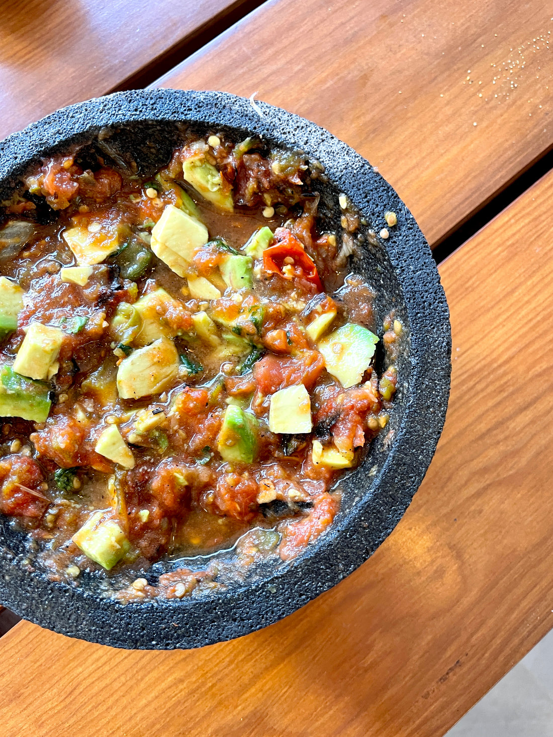 Receta Fácil de Salsa Tatemada en Molcajete